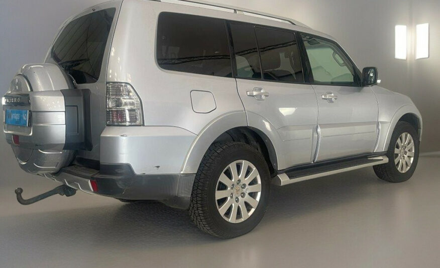 MITSUBISHI PAJERO LONG 3.2 DI-D Intense A (dépôt-vente)