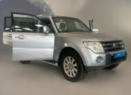 MITSUBISHI PAJERO LONG 3.2 DI-D Intense A (dépôt-vente)