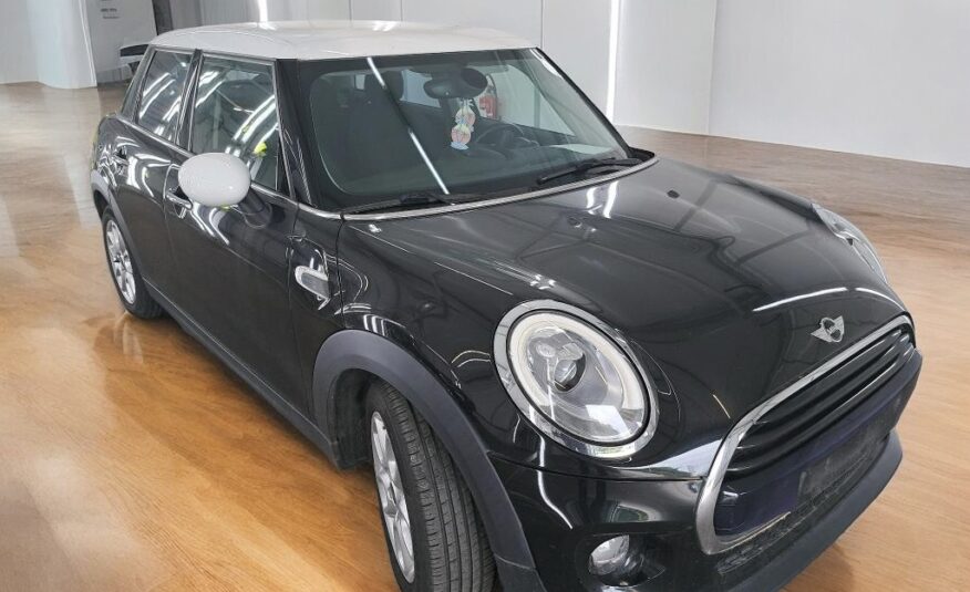 MINI HATCH 5 PORTES Cooper D 116 ch