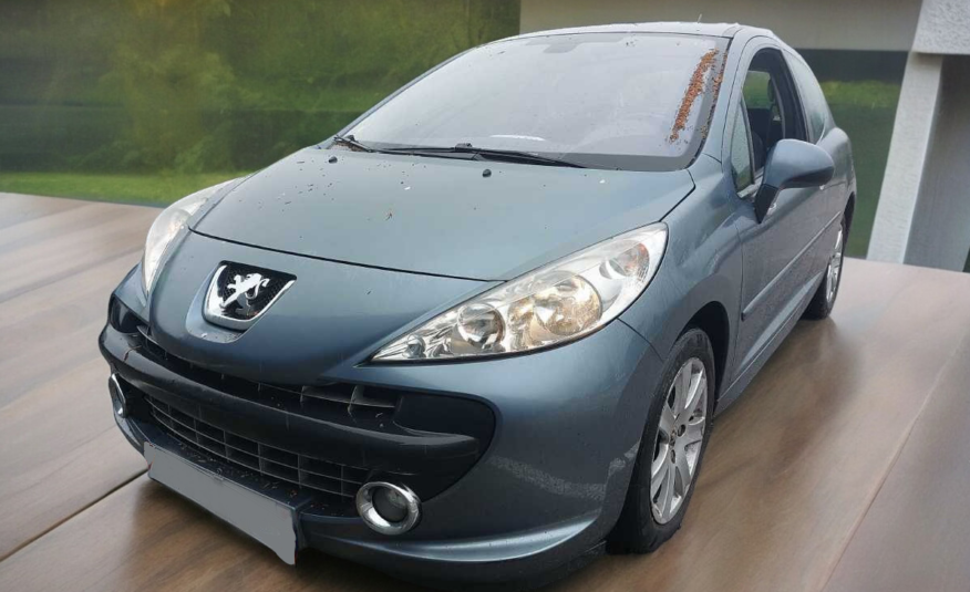 PEUGEOT 207 1.6 HDi 16V 90ch BLUE LION Premium Pack