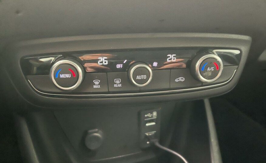 NISSAN QASHQAI 1.6 dCi 130 FAP Stop/Start Connect Edition