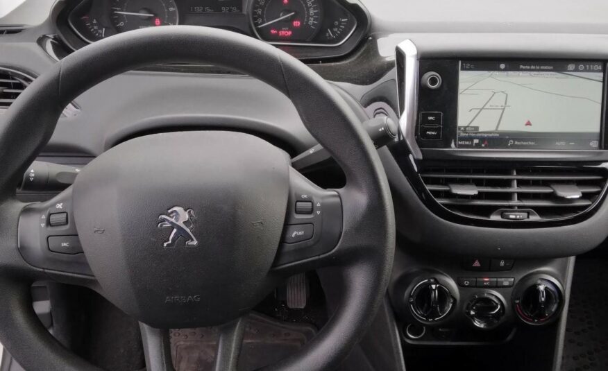 PEUGEOT 208 1.2 PureTech 82ch BVM5 Active
