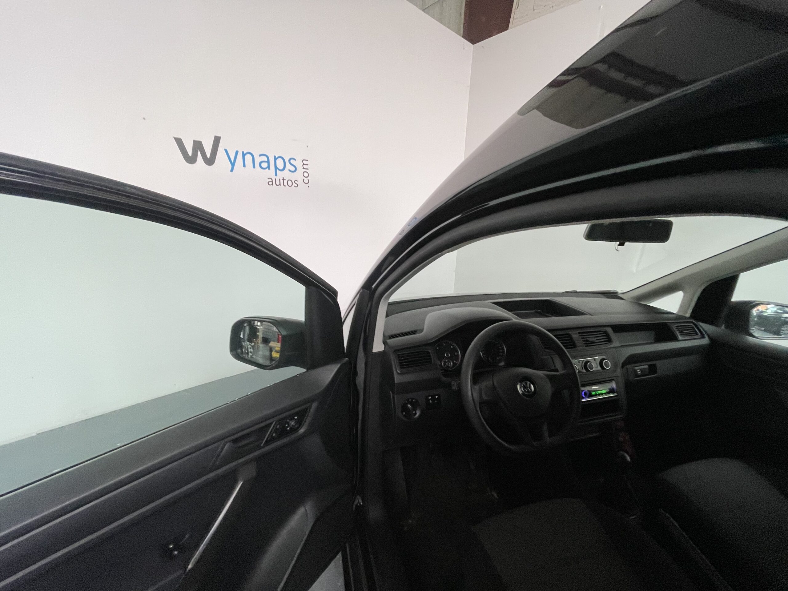 VOLKSWAGEN CADDY VAN MAXI 2.0 TDI 102 BVM5 BUSINESS LINE