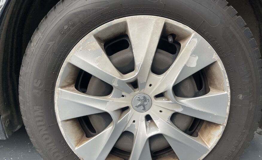 PEUGEOT 208 1.2 PureTech 68ch BVM5 Like
