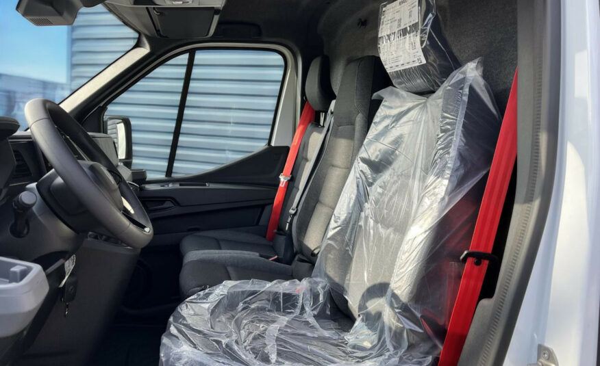 RENAULT MASTER CHASSIS CABINE Master (Nouveau) 3t5 L2H2 Blue dCi 150 Red Edition BVM 3pl + Attelage + Portes270 + Radar Av/Ar + Ca