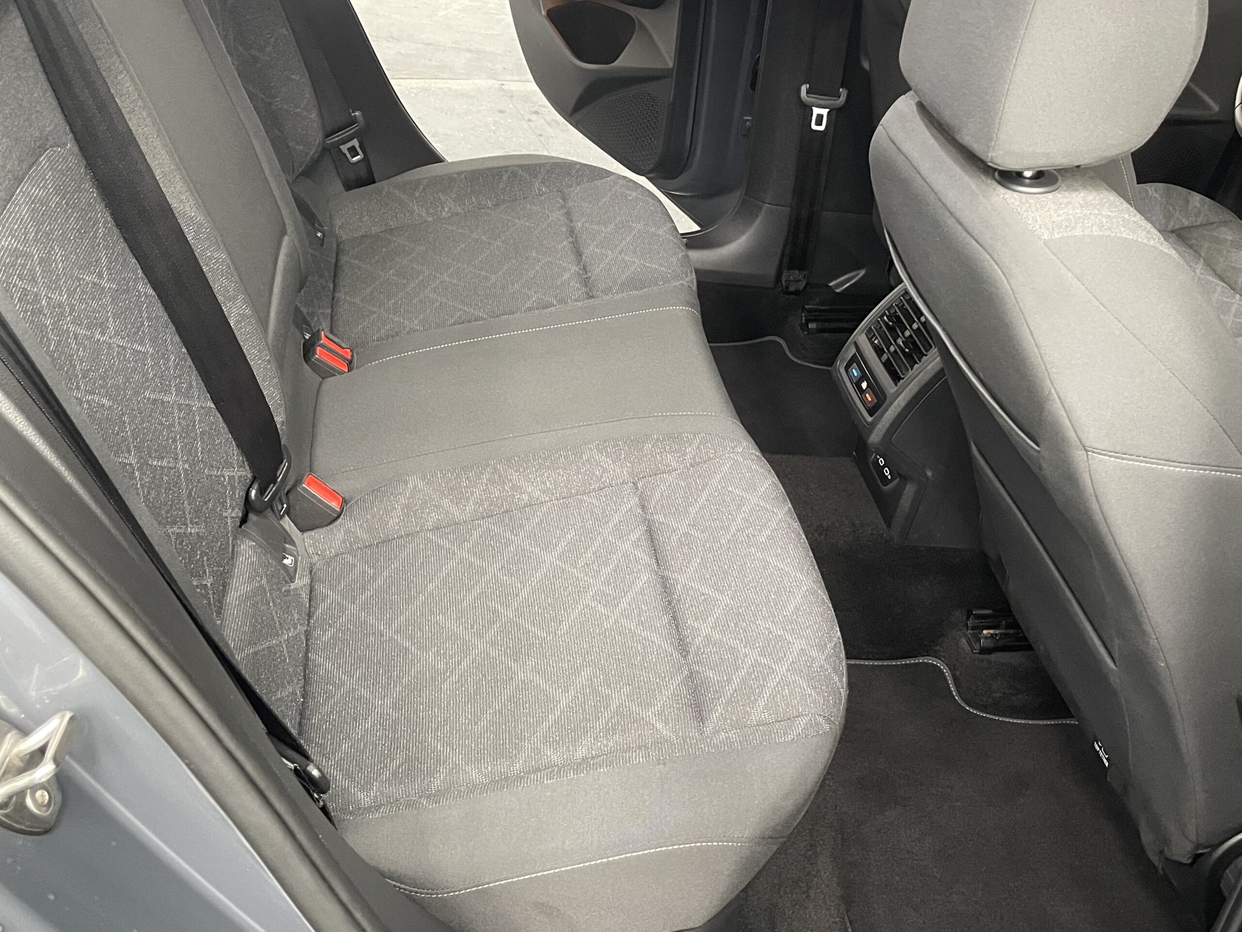 VOLKSWAGEN GOLF Golf VIII 1.0 eTSI OPF 110 DSG7 BlueMotion Technology