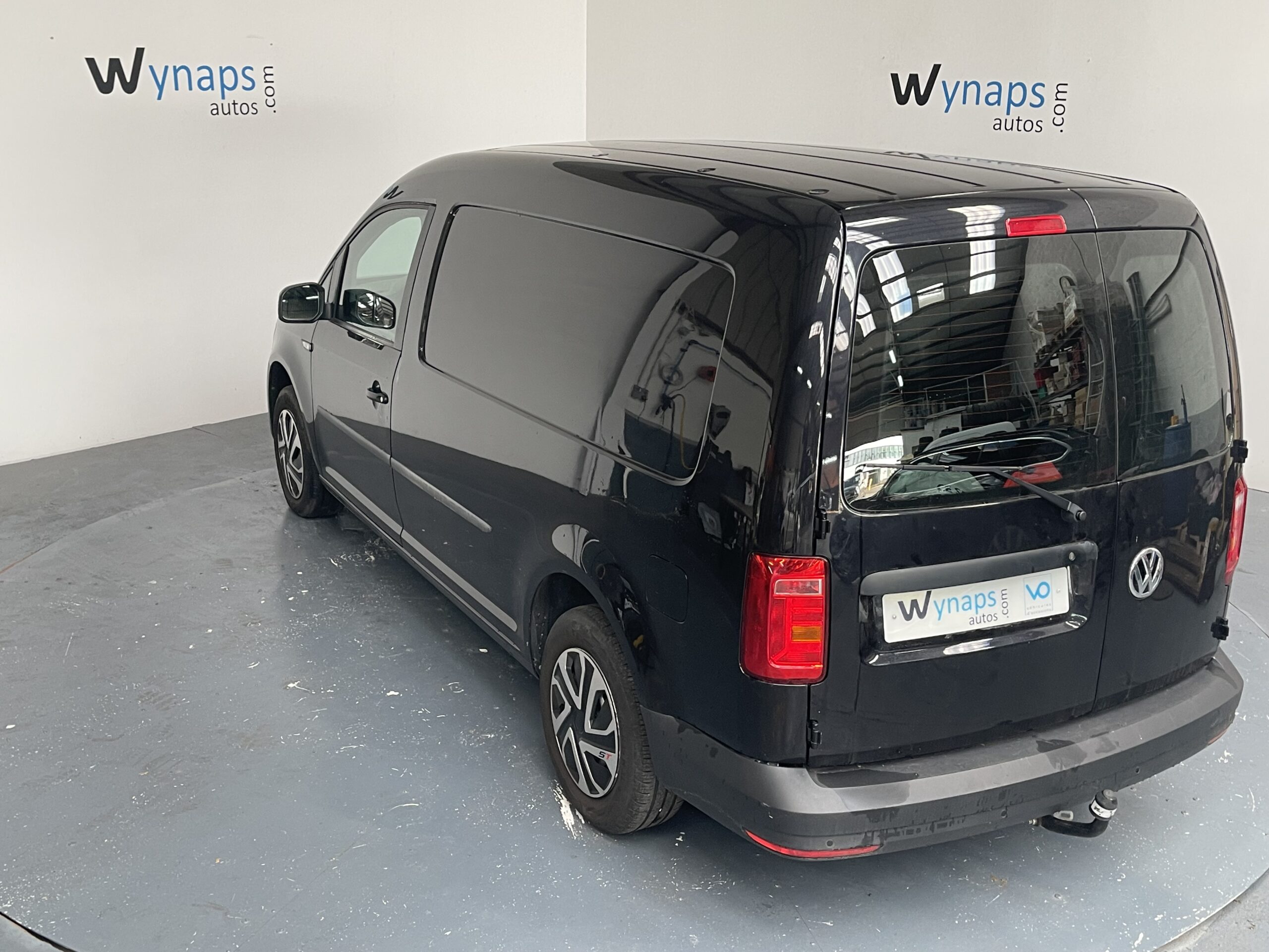 VOLKSWAGEN CADDY VAN MAXI 2.0 TDI 102 BVM5 BUSINESS LINE