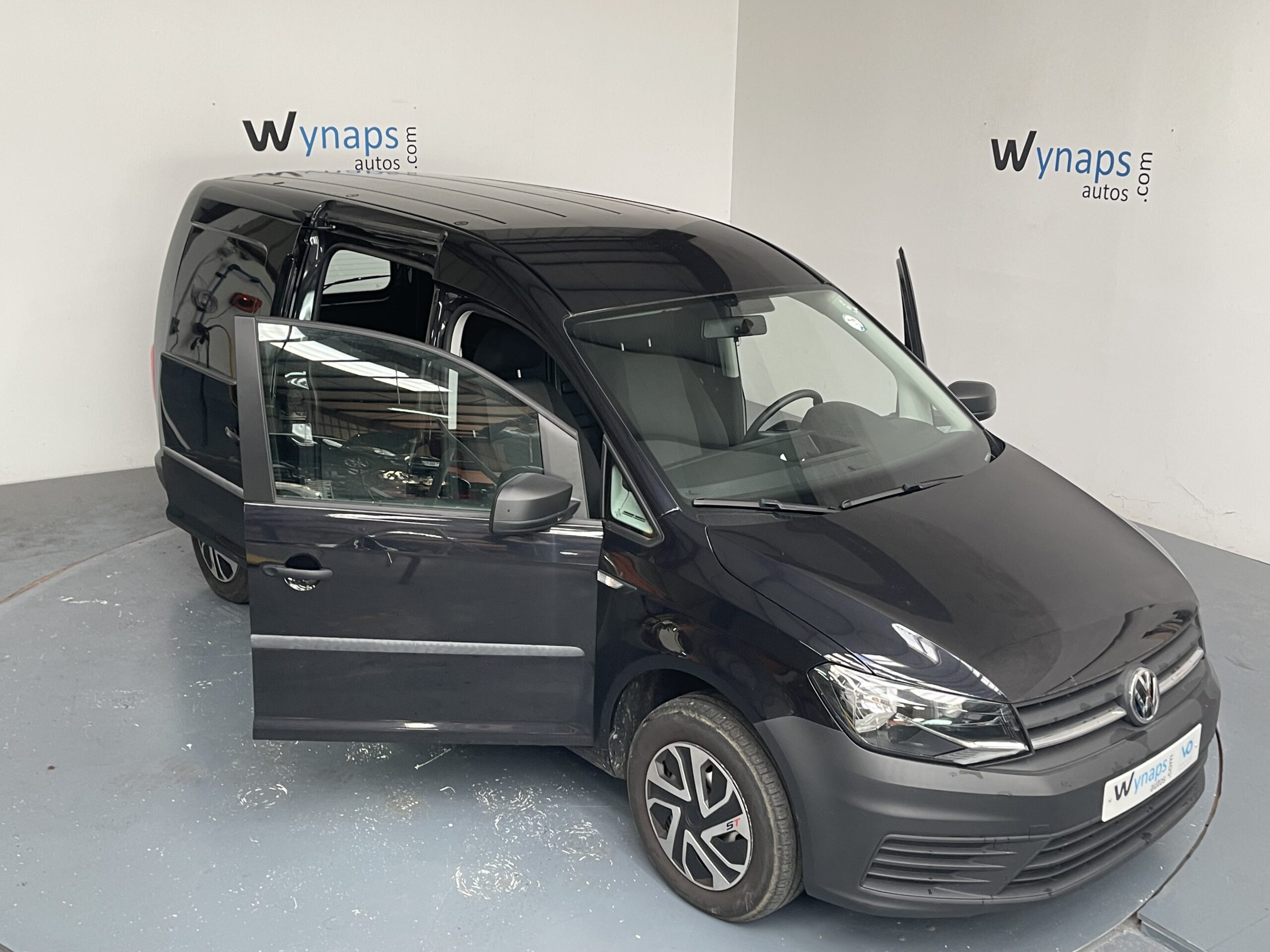 VOLKSWAGEN CADDY VAN MAXI 2.0 TDI 102 BVM5 BUSINESS LINE