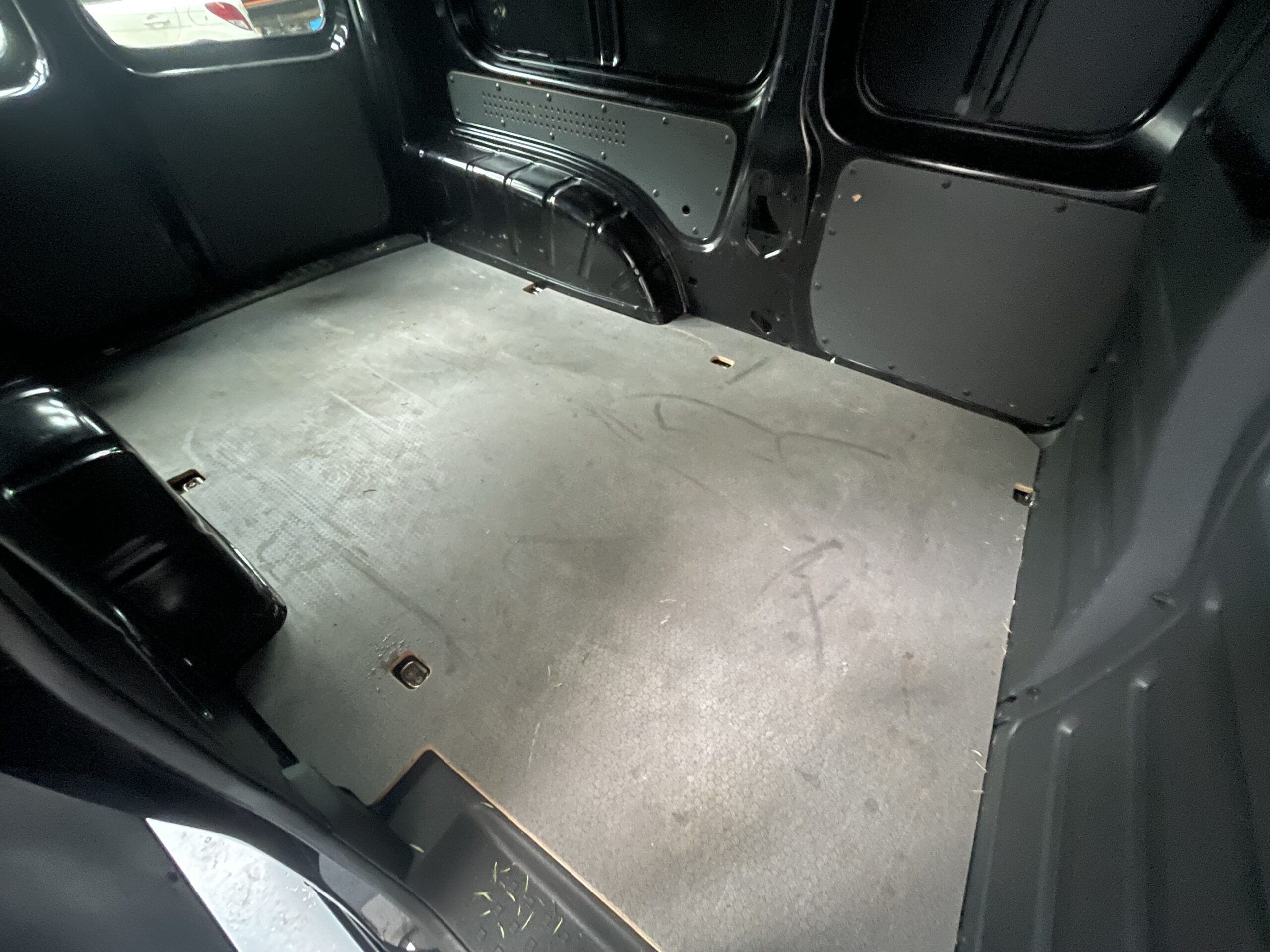 VOLKSWAGEN CADDY VAN MAXI 2.0 TDI 102 BVM5 BUSINESS LINE