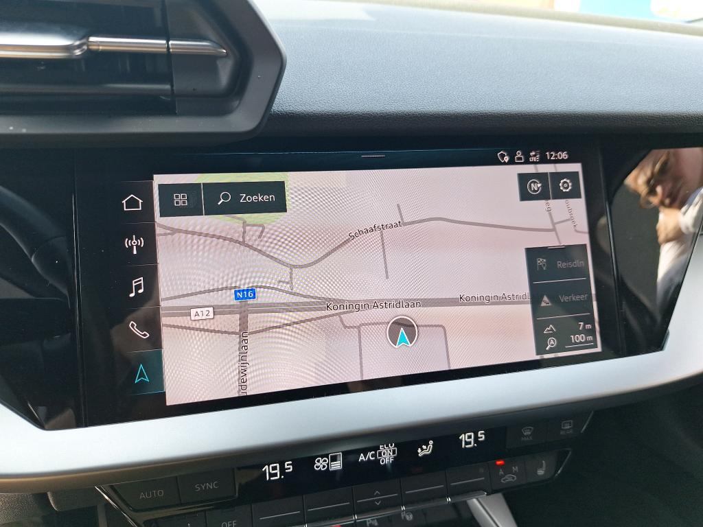 AUDI A3 SPORTBACK 30 TDI 116