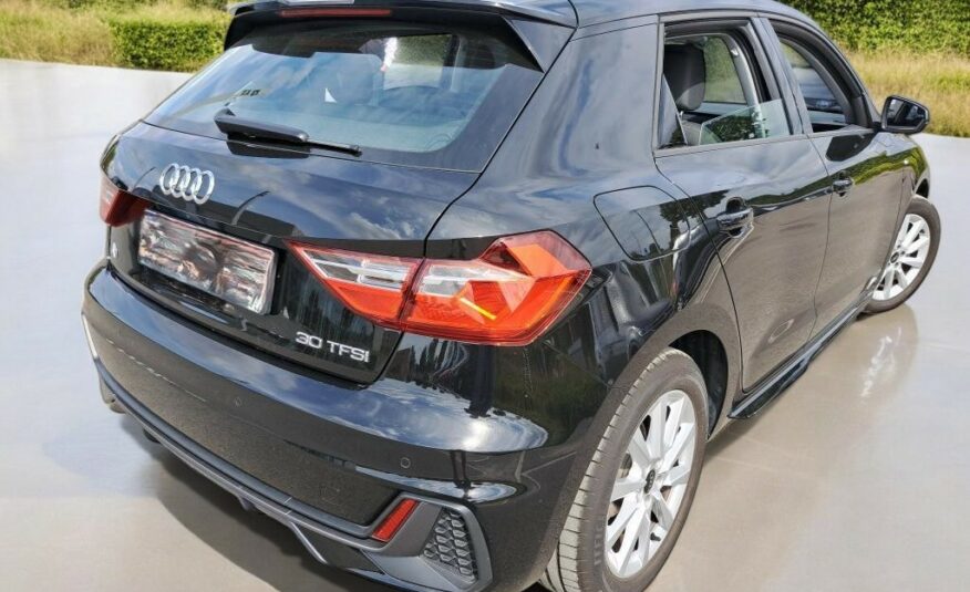 AUDI A1 SPORTBACK 30 TFSI 116 ch S tronic 7 S Line
