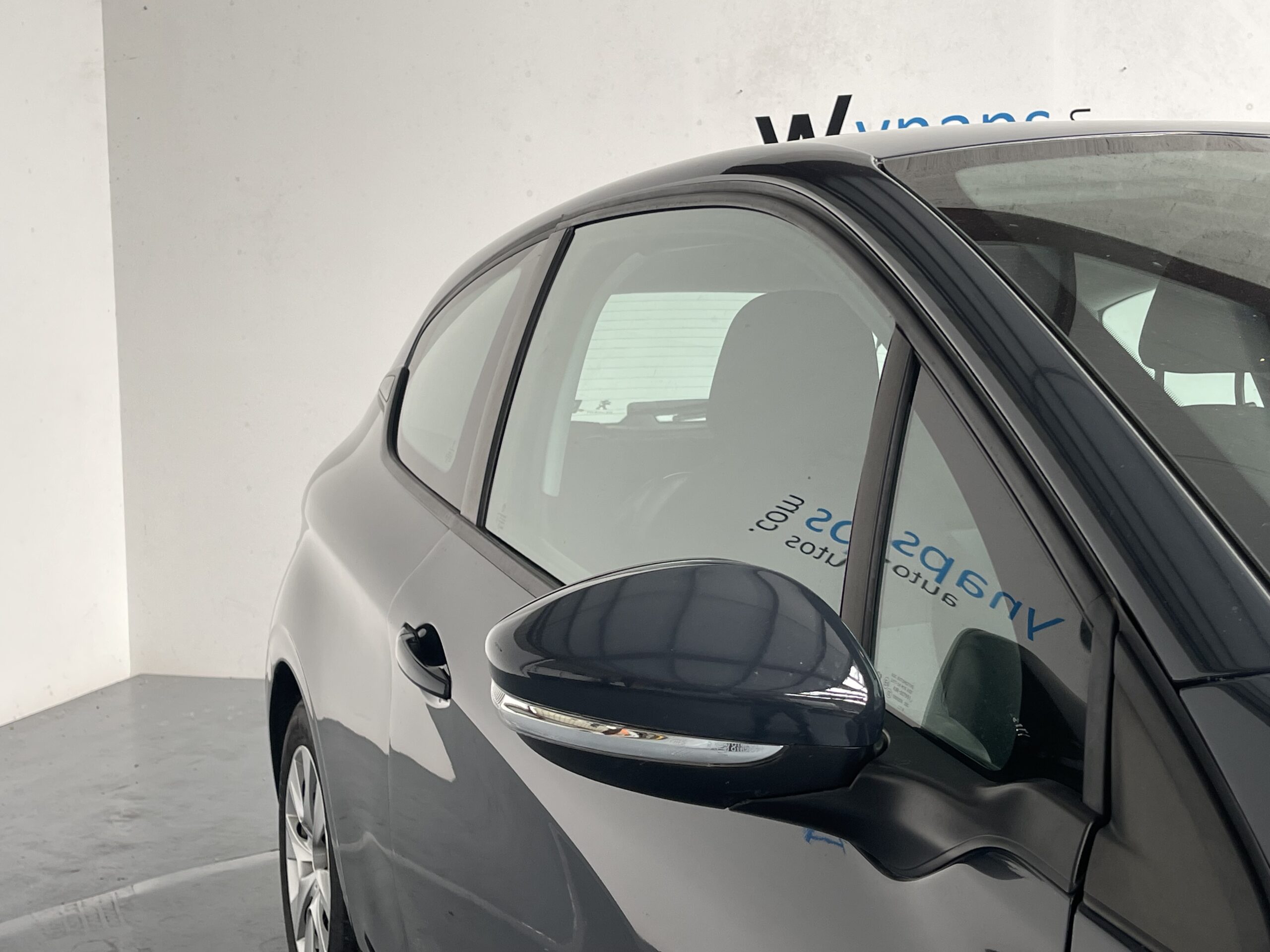 PEUGEOT 208 1.2 PureTech 68ch BVM5 Like