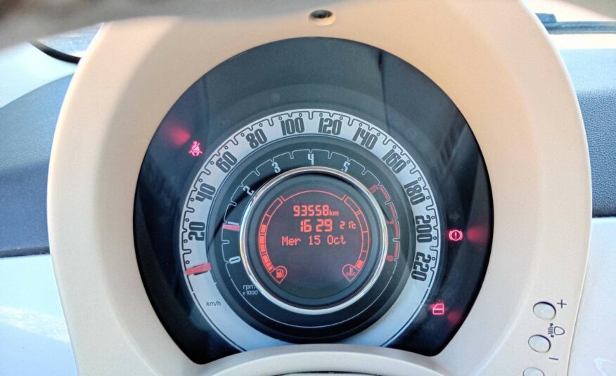 FIAT 500 1.2 8V 69 ch Lounge