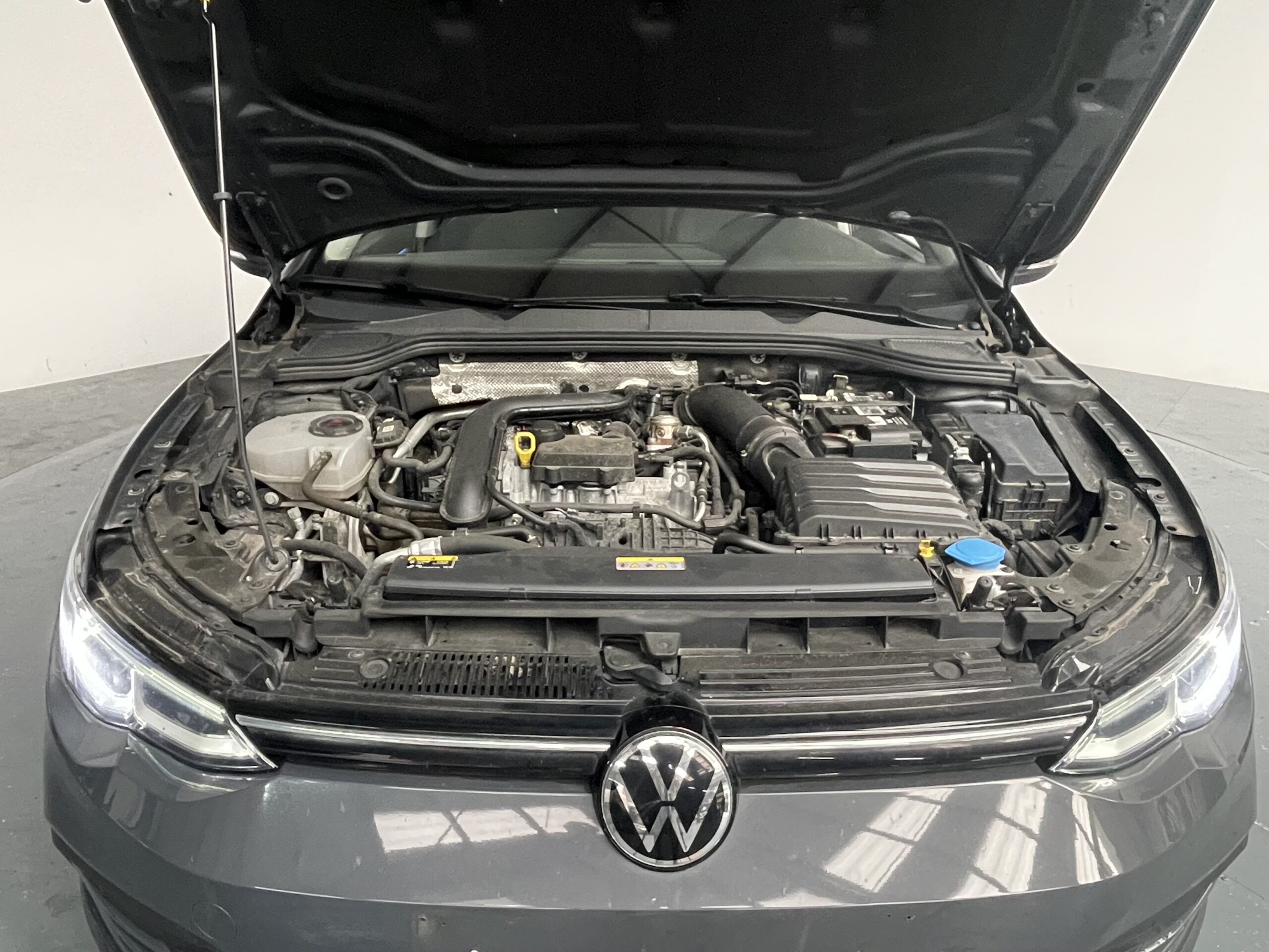 VOLKSWAGEN GOLF Golf VIII 1.0 eTSI OPF 110 DSG7 BlueMotion Technology