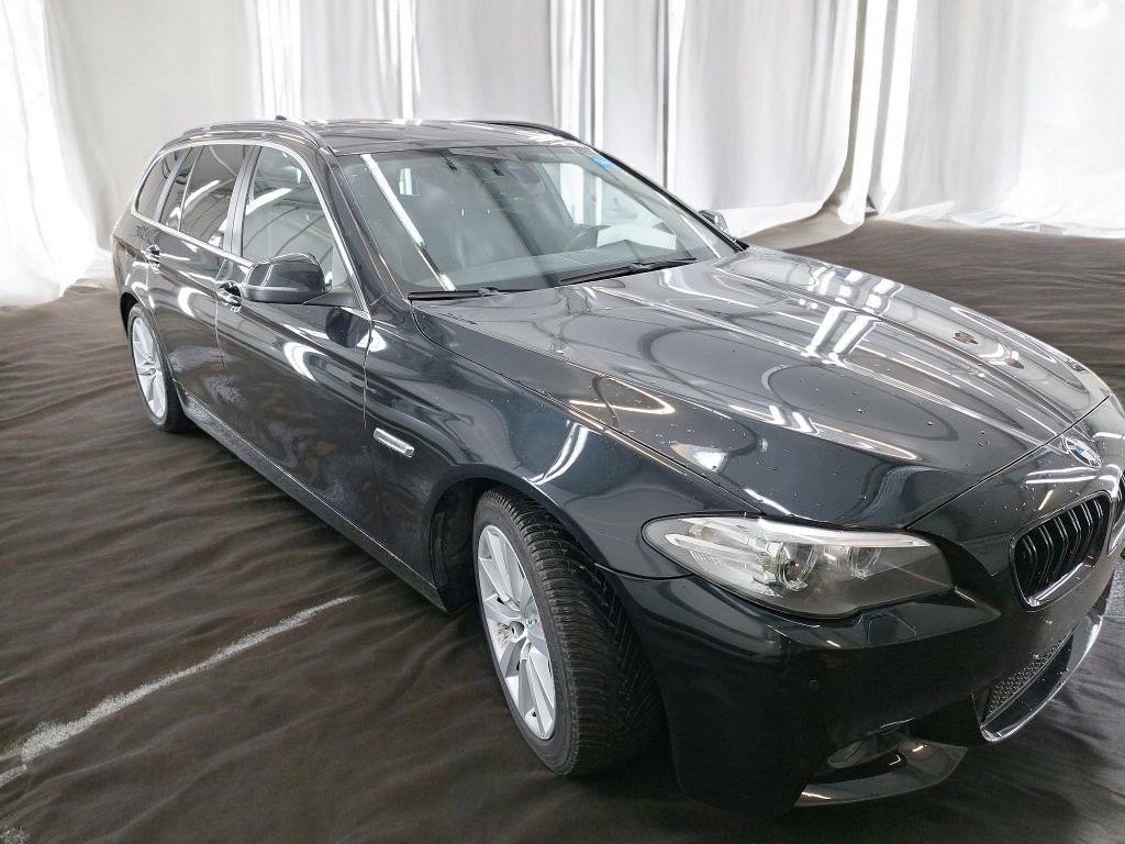 BMW SERIE 5 TOURING F11 LCI Touring 520d 190 ch Lounge Plus A
