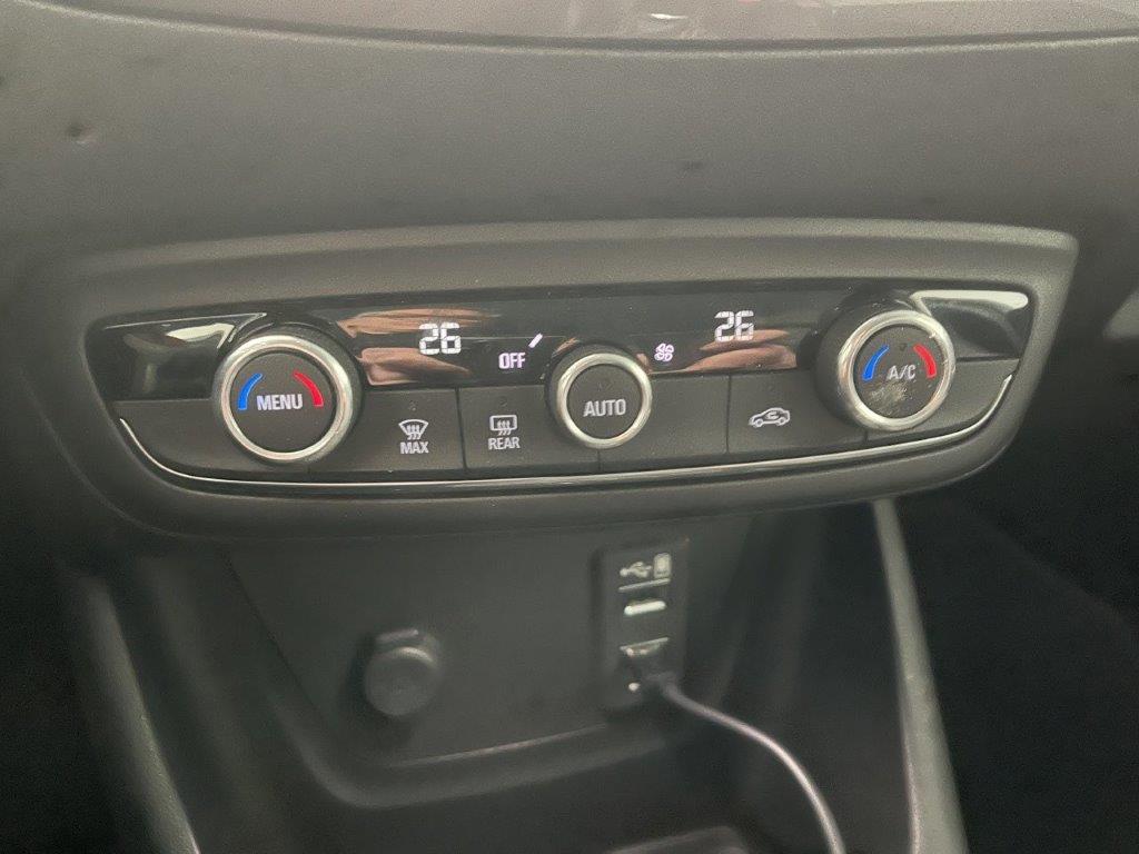 OPEL CROSSLAND X 1.2 Turbo 110 ch ECOTEC Innovation (dépôt vente)