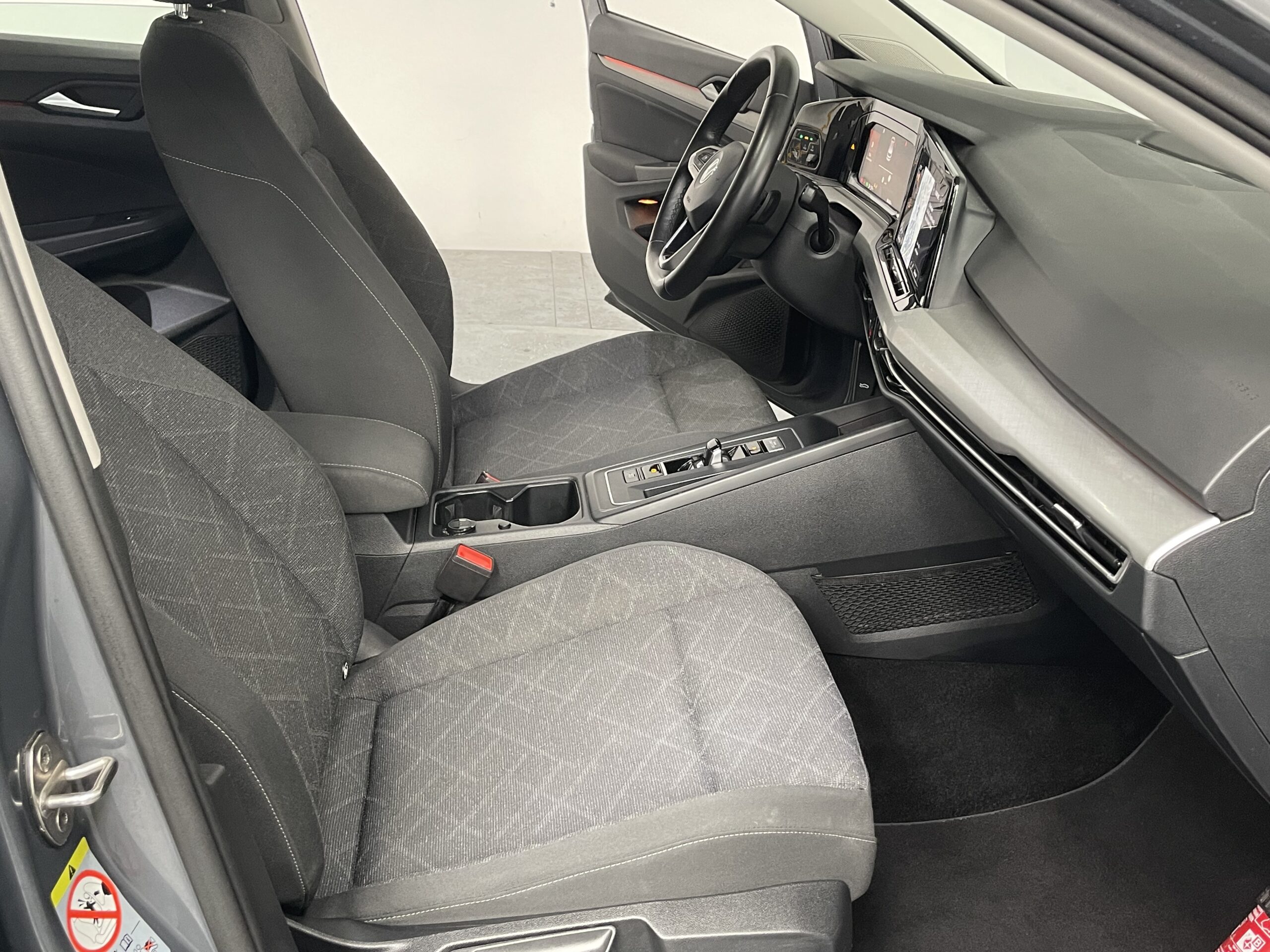 VOLKSWAGEN GOLF Golf VIII 1.0 eTSI OPF 110 DSG7 BlueMotion Technology