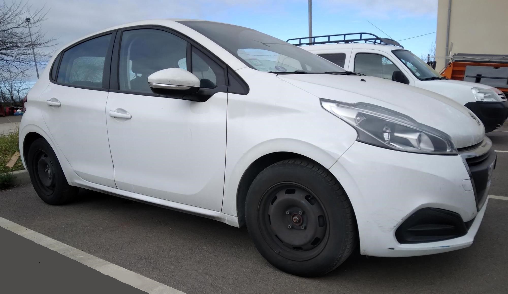 PEUGEOT 208 1.2 PureTech 82ch BVM5 Active