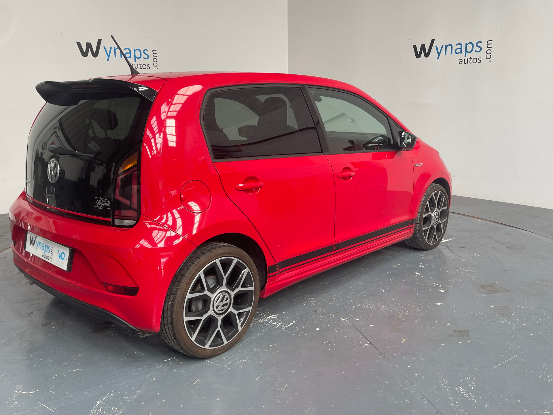 VOLKSWAGEN UP 1.0 115 BlueMotion Technology BVM6 GTi