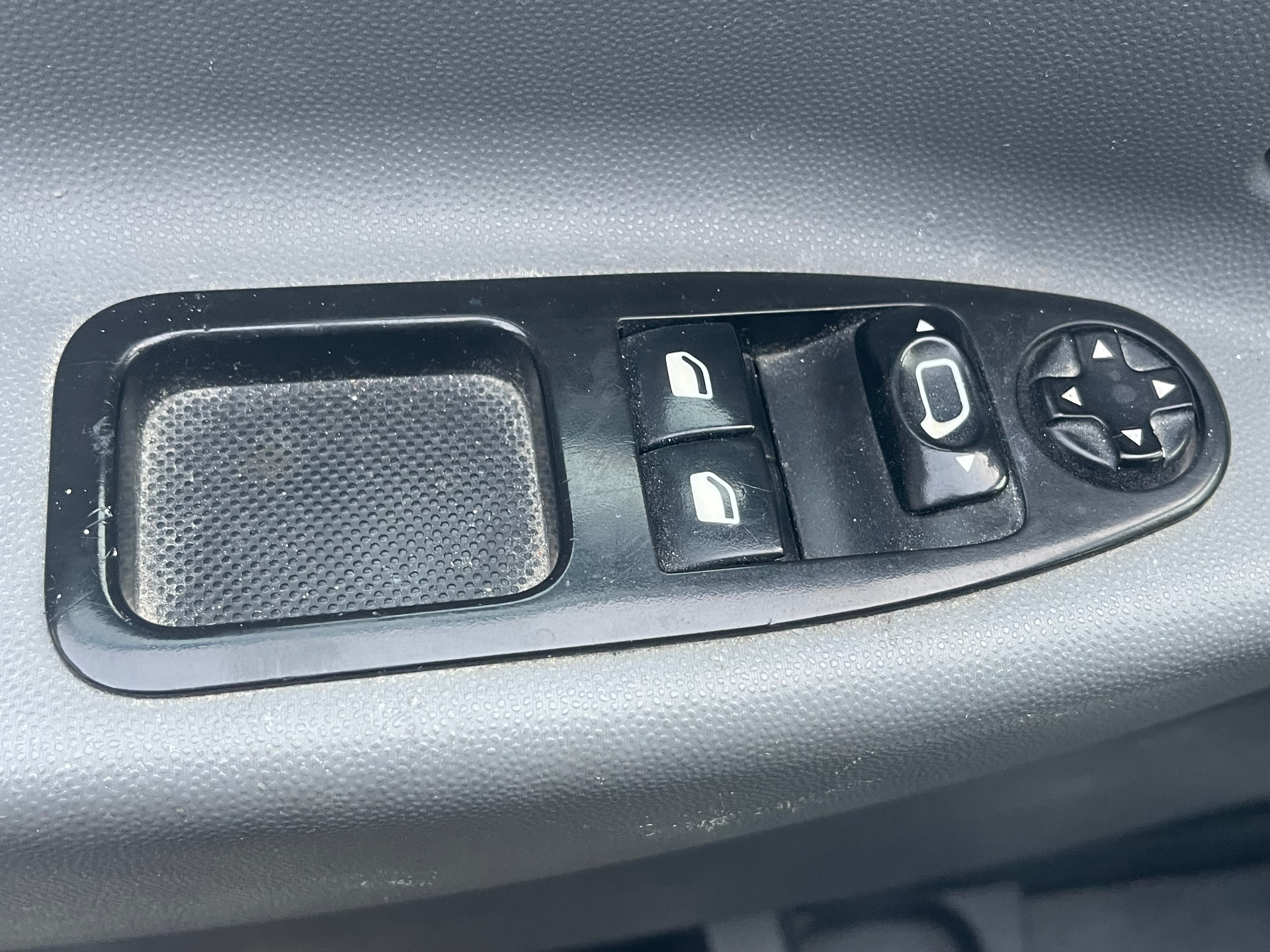 PEUGEOT EXPERT FOURGON TOLE 227 L1H1 2.0 HDI 125 FAP PACK CD CLIM