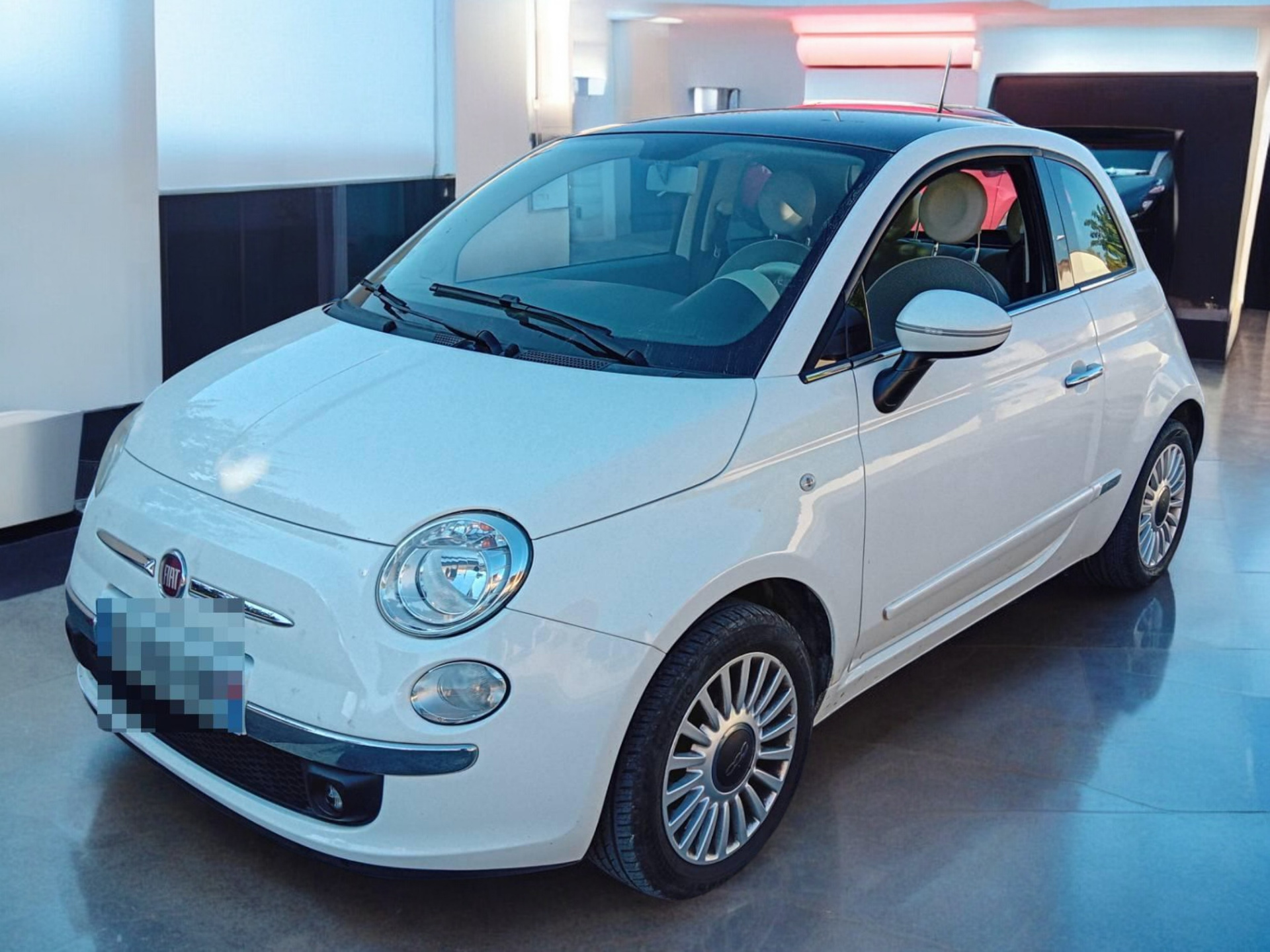 FIAT 500 1.2 8V 69 ch Lounge