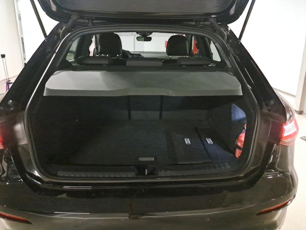 AUDI A3 SPORTBACK 30 TFSI S tronic 7 Design Luxe