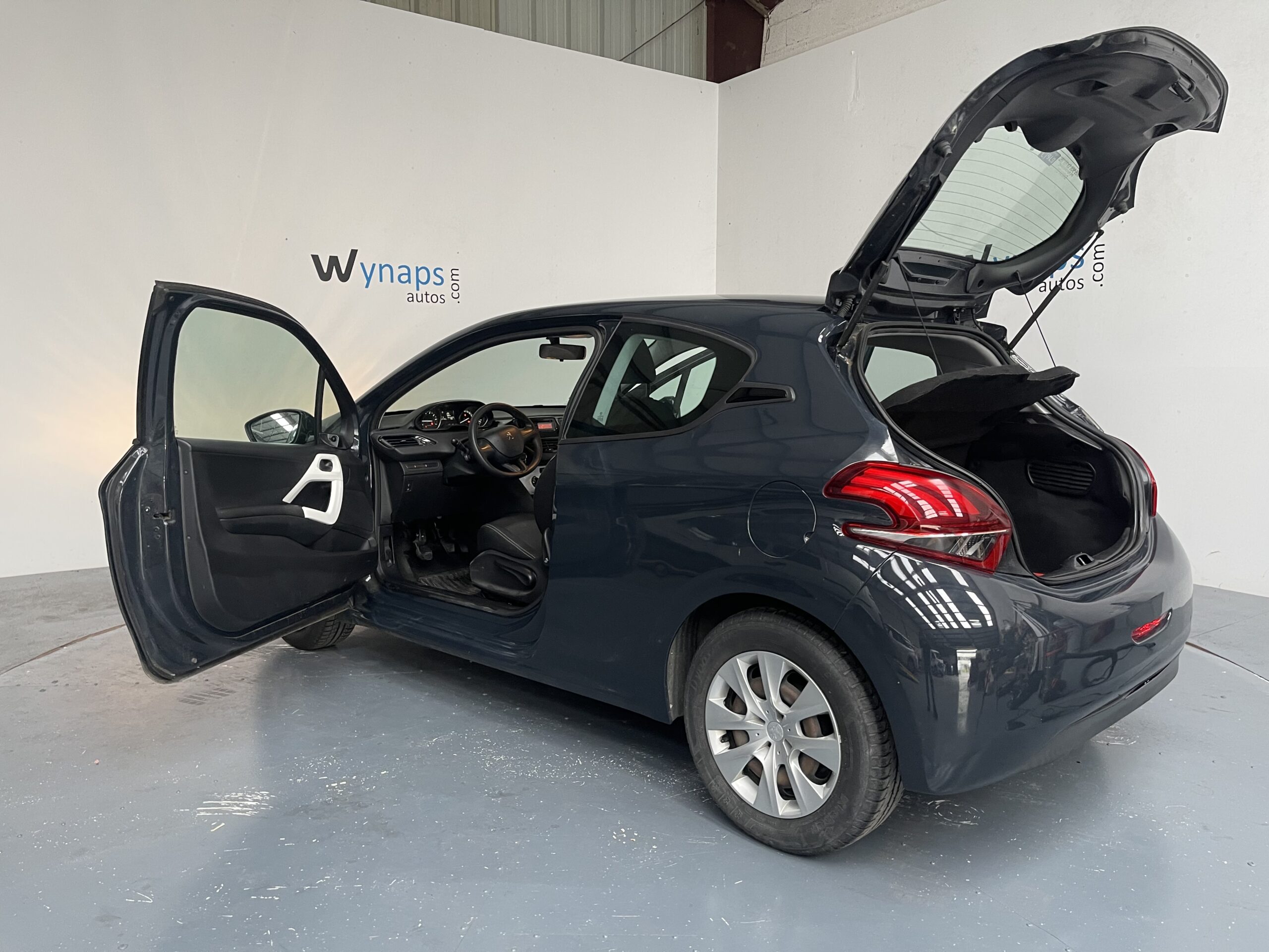 PEUGEOT 208 1.2 PureTech 68ch BVM5 Like