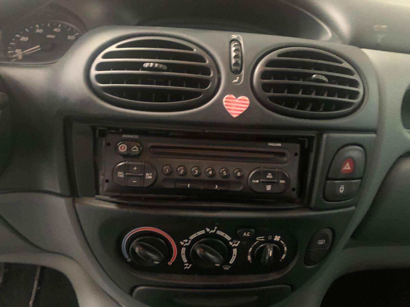 RENAULT MEGANE SCENIC 1.6e RTE (DEPOT VENTE)