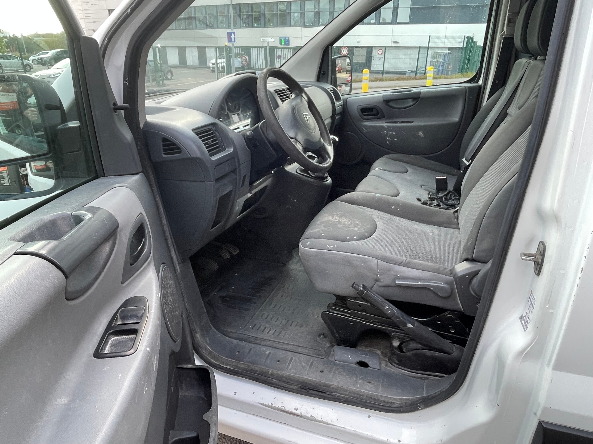 CITROEN JUMPY FOURGON FGN TOLE 1200 L1H1 1.6 HDI – 90 CONFORT