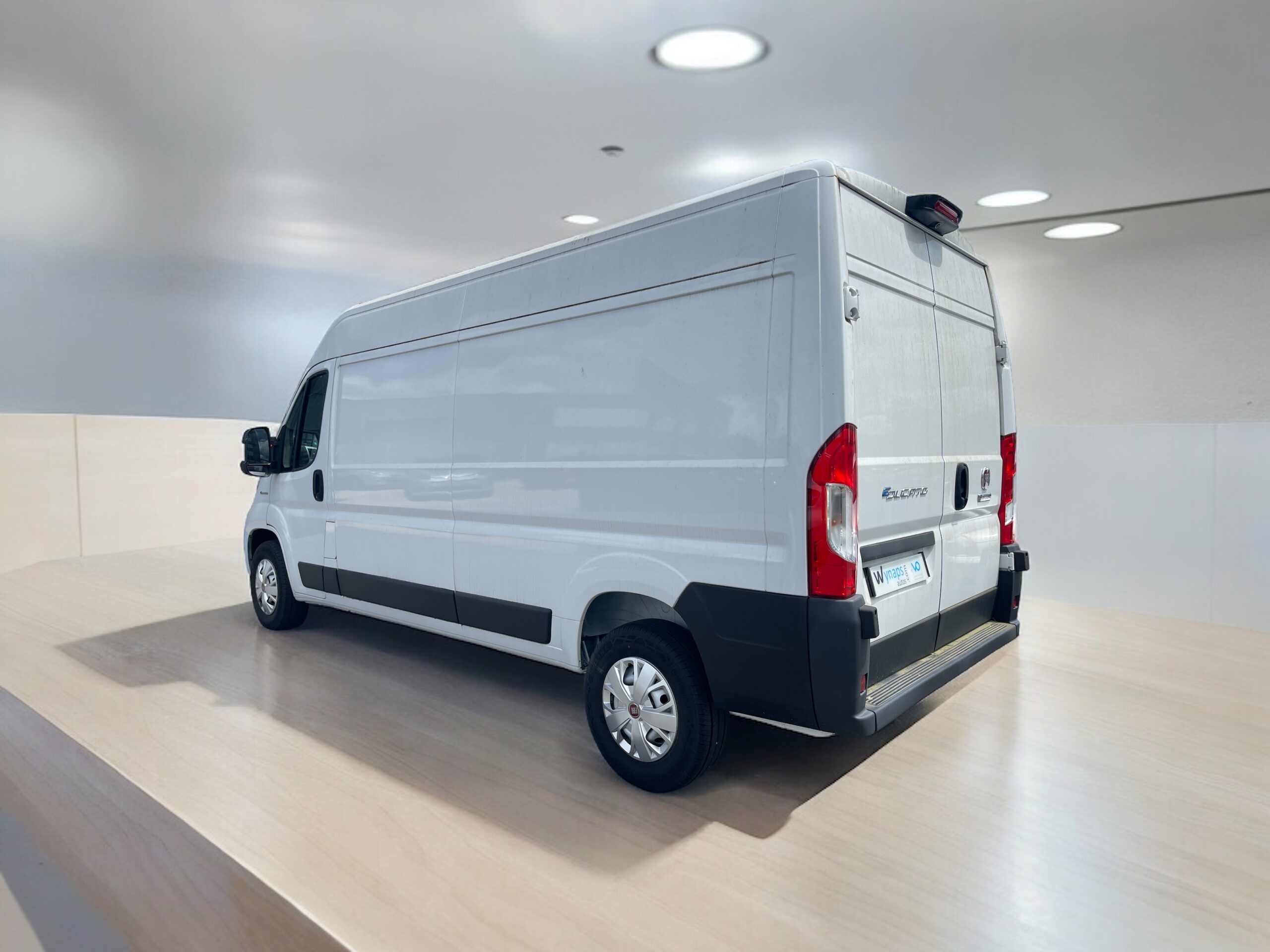 FIAT E-DUCATO FOURGON TOLE 3.5 L3 H2 122 47KWH PACK