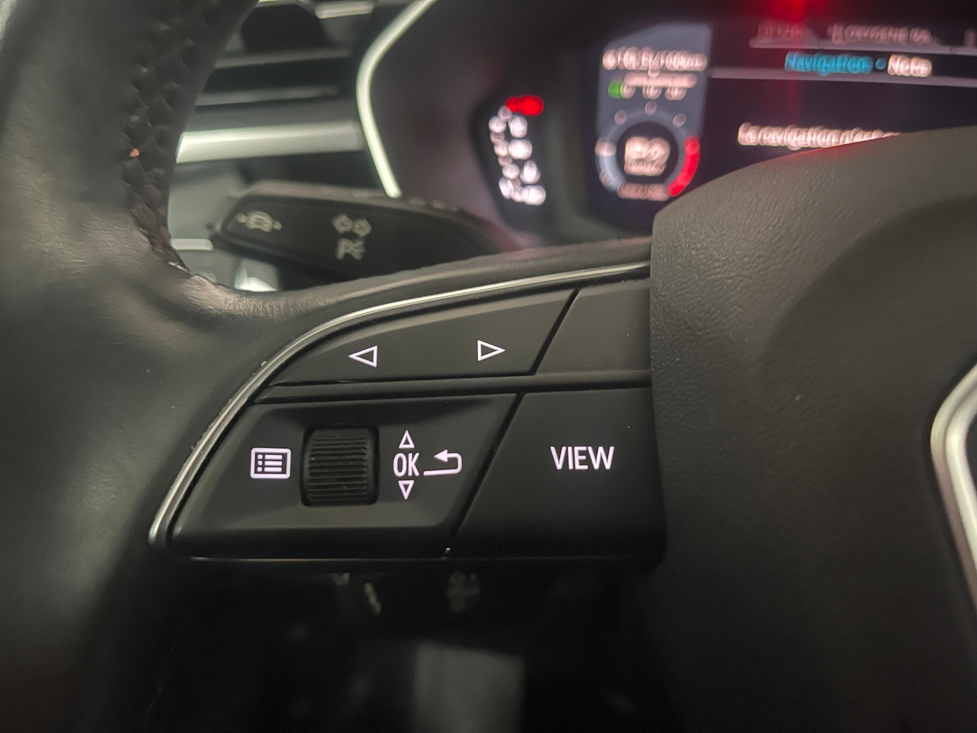 AUDI Q3 35 TDI 150 ch S tronic 7