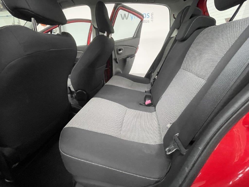 TOYOTA YARIS HYBRIDE 100h Dynamic