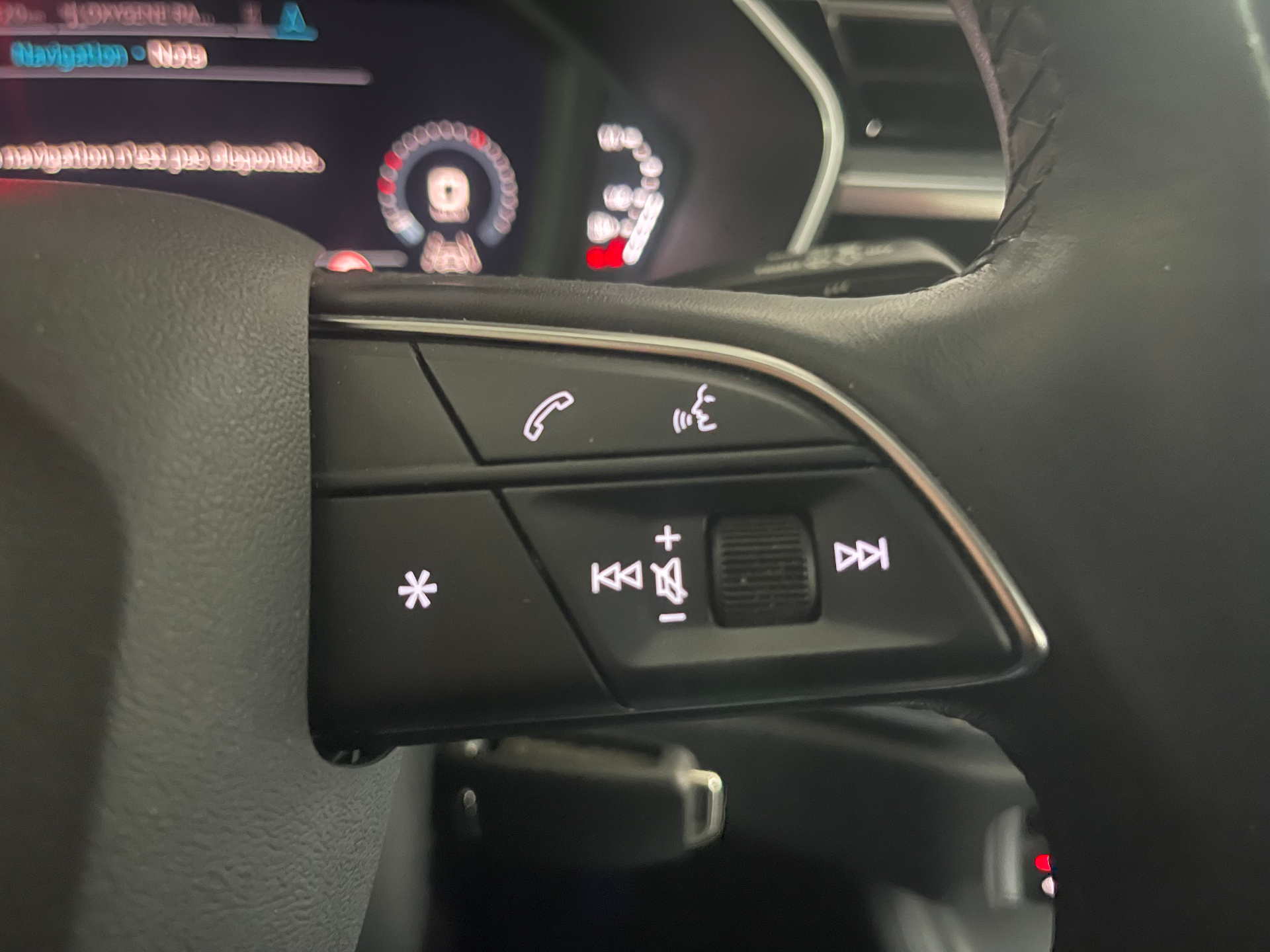 AUDI Q3 35 TDI 150 ch S tronic 7