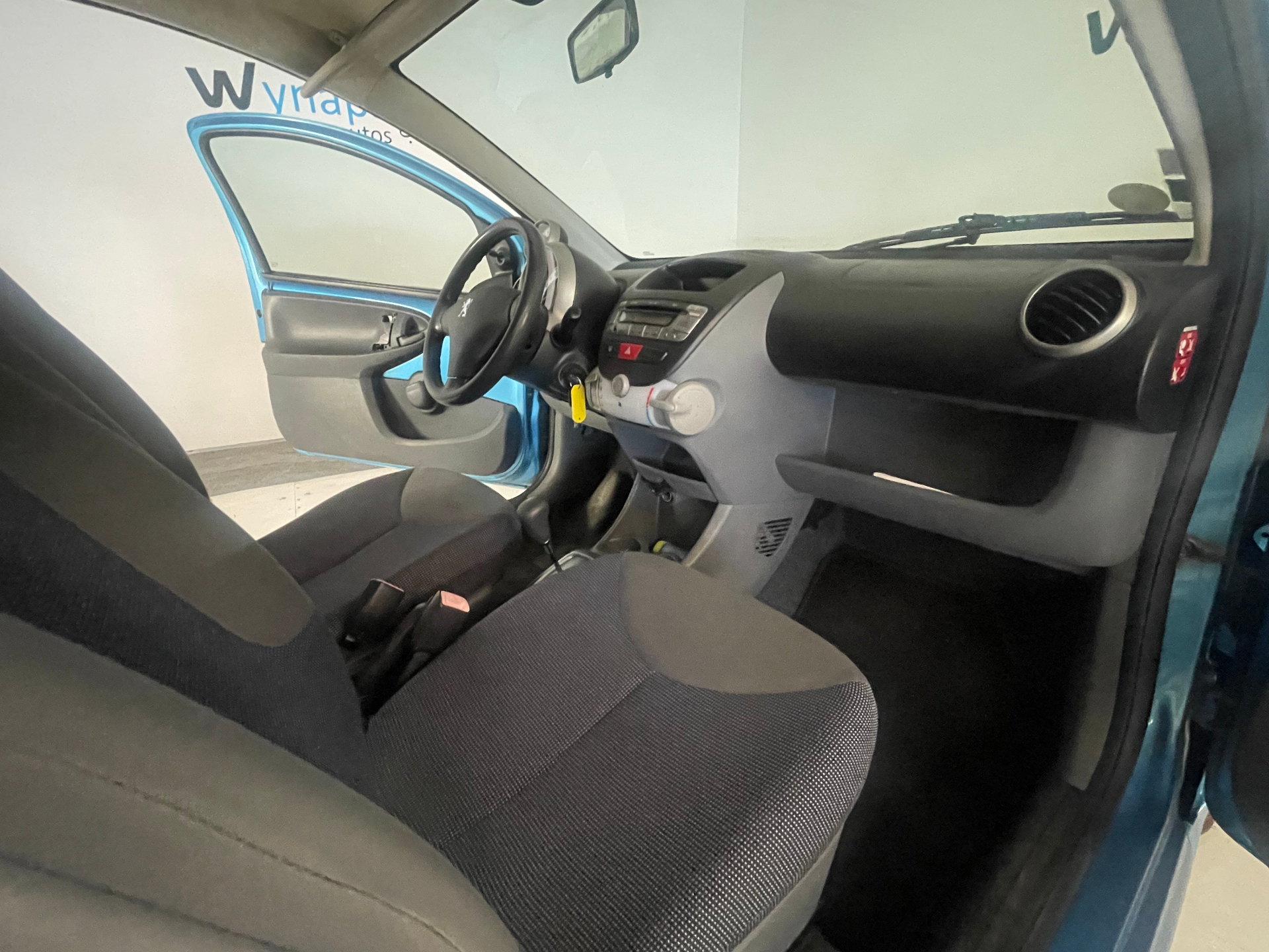PEUGEOT 107 1.0e 12V 68ch 2-Tronic Trendy